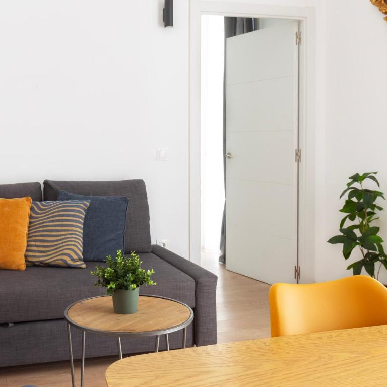 Goya Center Apartment OnlyMalaga - Apartamento de 2 dormitorios con balcón - 9