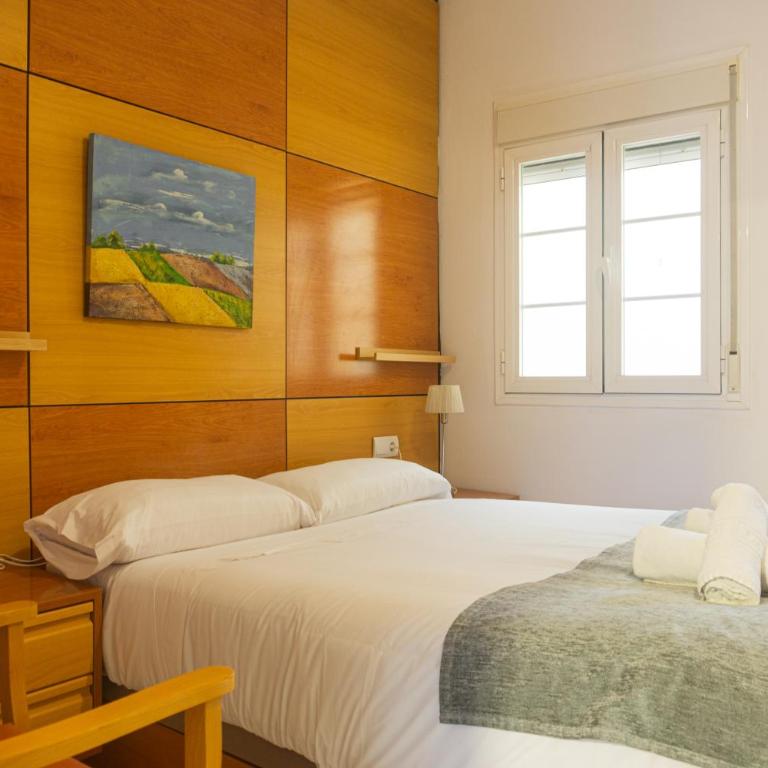 Malaga Dual Escape - Two-Bedroom Apartment - 8