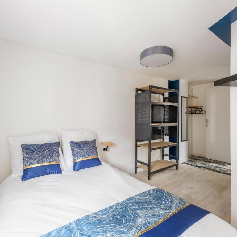 Maison de ville plein centre Rouen - TV 4K connecté - Patio - Wifi Fibre - 4 grande chambres - Proche parking gratuit - Lave Vaisselle - Lave linge - Appartamento - 9