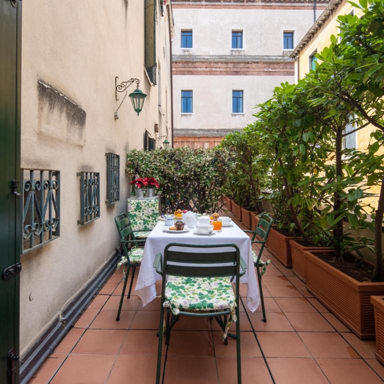 Accademia Terrazza - Apartment with Terrace - 10