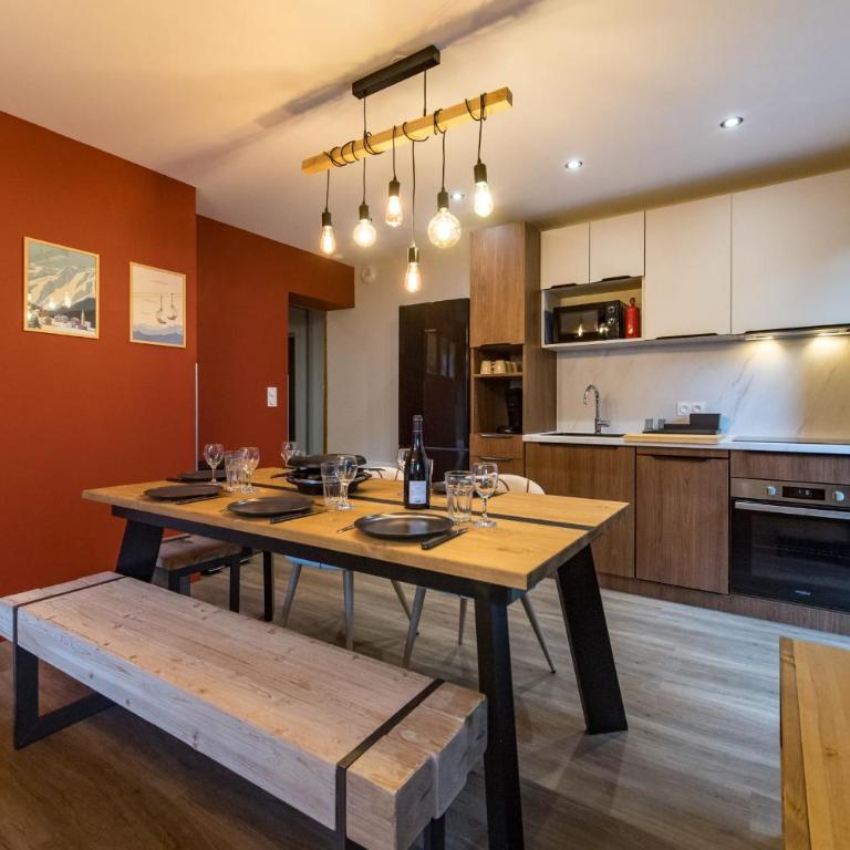 Les 2 Lodges 2 appart 6 pers chacun ski 3 Vallées & vélo - Appartement - 16