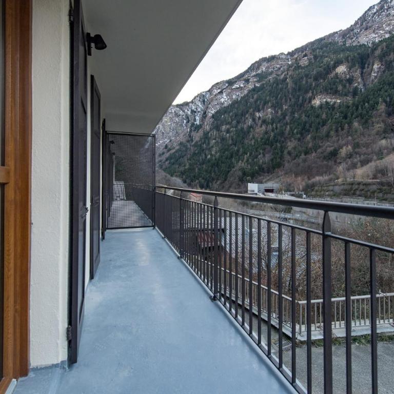 Les 2 Lodges 2 appart 6 pers chacun ski 3 Vallées & vélo - Appartement - 28