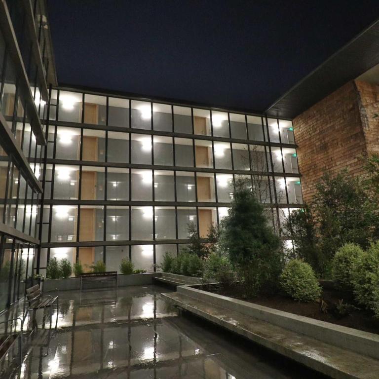 HOM I Piscina Parking a pocos minutos del centro - Apartment - 31