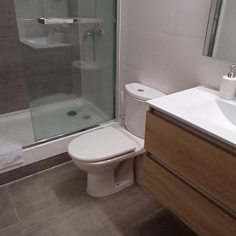 HOM I Piscina Parking a pocos minutos del centro - Apartment - 53
