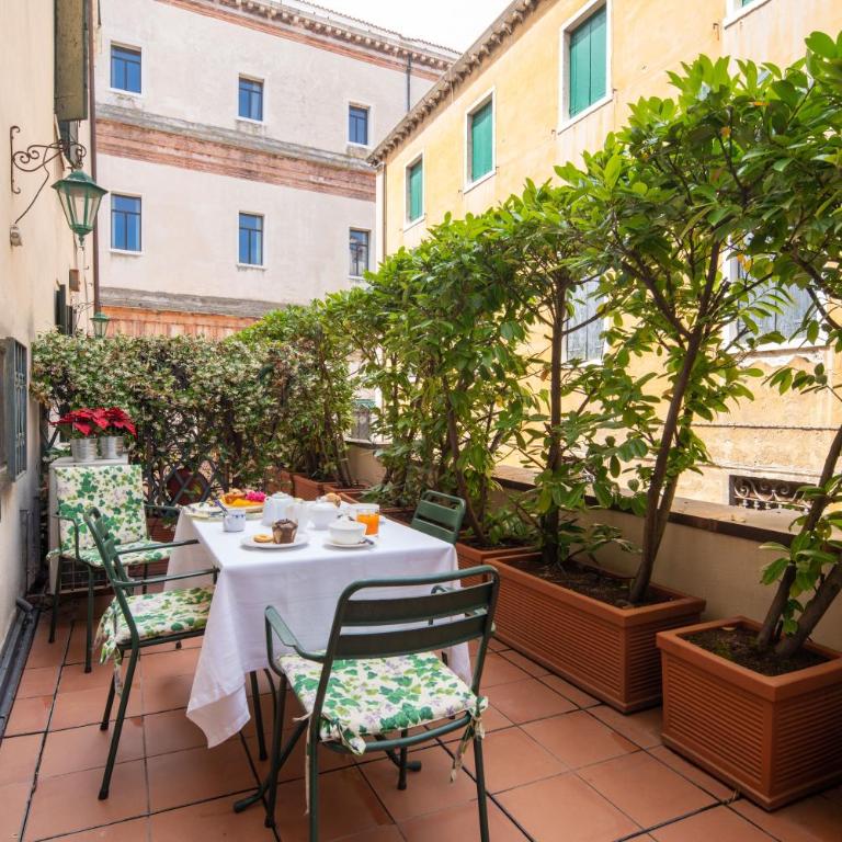 Accademia Terrazza - Apartment with Terrace - 9
