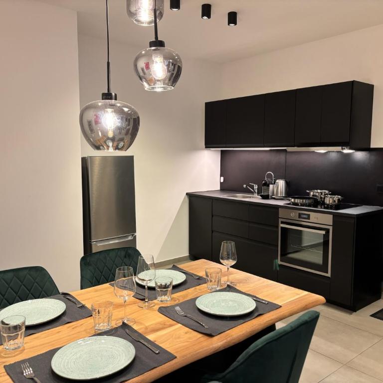 Apartment am Marktplatz mit XXL Garage - Apartment mit 1 Schlafzimmer - 2