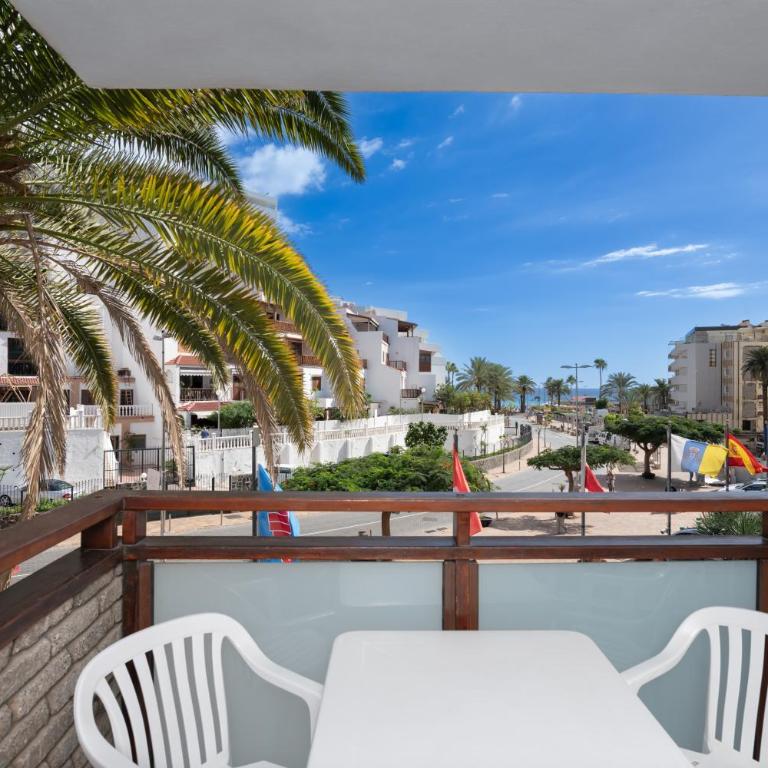 Apartamentos las Góndolas - Apartamento con vistas al mar - 2