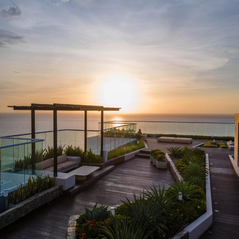Apto con Vista al Mar, Piscinas, jacuzzis y club de playa en Reserva del Mar - Apartment - 39