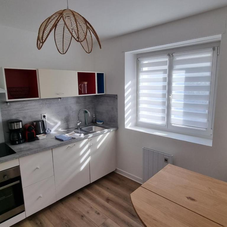 Appart RDC 70 m plein centre-ville ! - Appartement 3 Chambres - 14