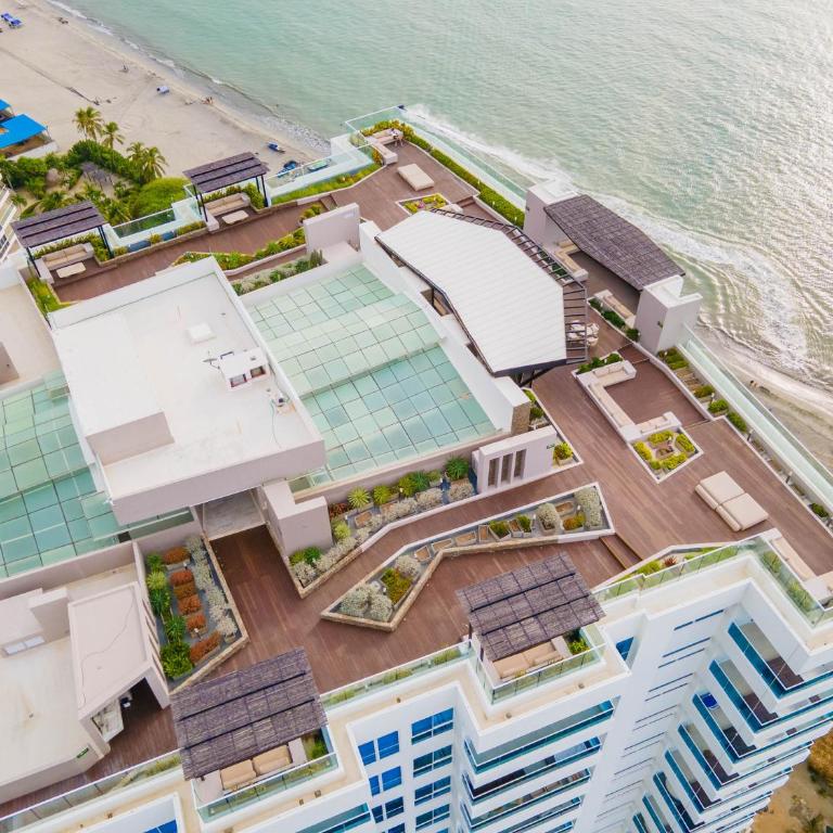 Apto con Vista al Mar, Piscinas, jacuzzis y club de playa en Reserva del Mar - Apartment - 41