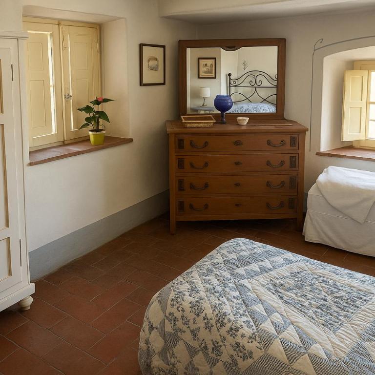 Elegant 2 Bedroom Apartment in the heart of Lucca - Two-Bedroom Apartment - 27