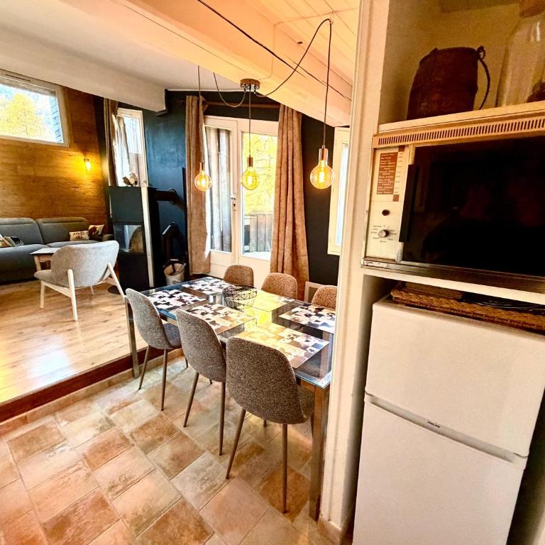 Duplex cosy rénové vue montagne à 5 min du centre 1650 - Maisonette-Apartment - 9