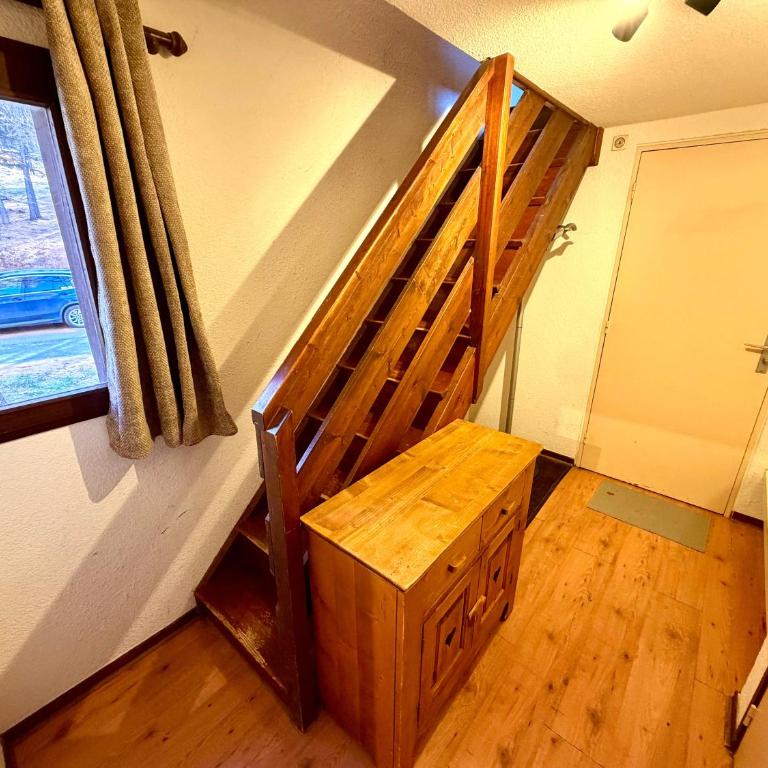 Duplex cosy rénové vue montagne à 5 min du centre 1650 - Maisonette-Apartment - 30
