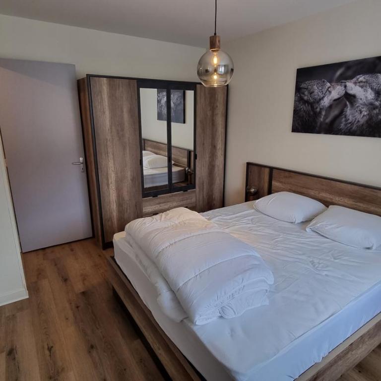 Appart 1er Etage - 90 m plein centre-ville ! - Appartement 3 Chambres - 27