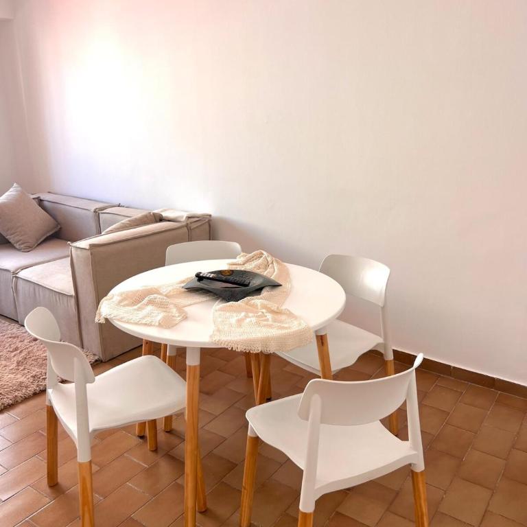 Departamento acogedor con balcón y vista a los árboles - Apartamento de 1 dormitorio - 8