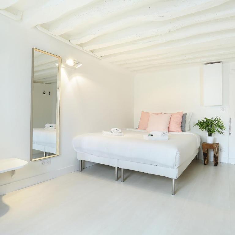 Rent a Room - Studio Bonne Nouvelle - Studio Apartment - 1