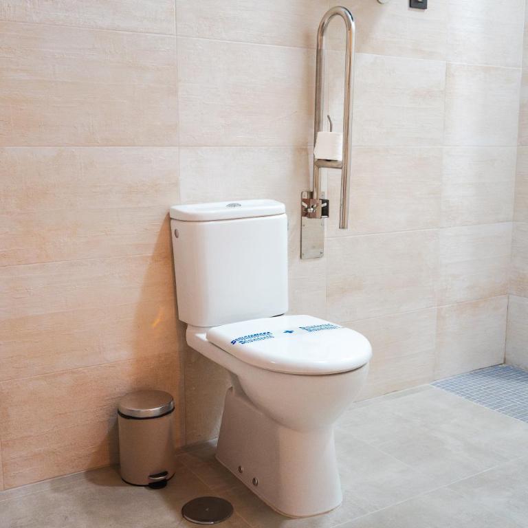 Capuchinos Suites Guest Homes Malaga - Suite Familiar - 12