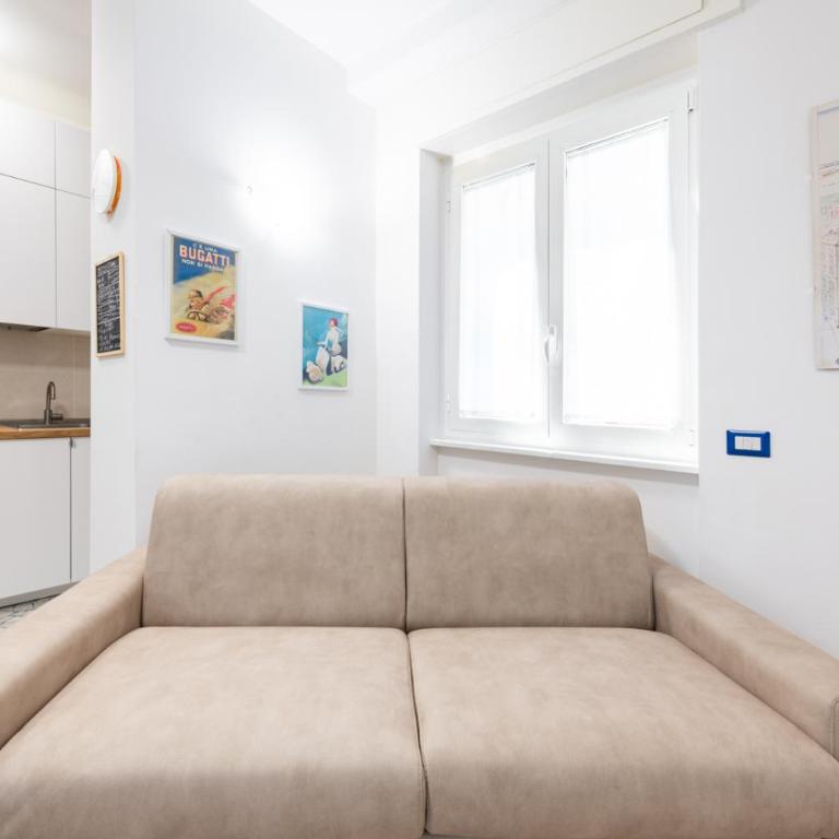 Metro M3 - 10 min Duomo - Cozy Apt W Balcony and AC - Appartamento con 2 Camere da Letto - 6