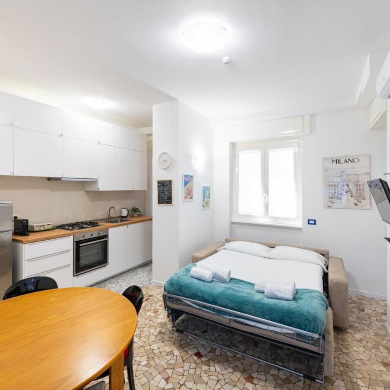 Metro M3 - 10 min Duomo - Cozy Apt W Balcony and AC - Appartamento con 2 Camere da Letto - 4