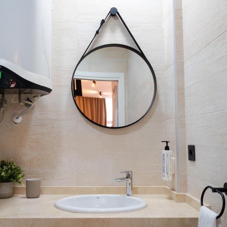 Capuchinos Suites Guest Homes Malaga - Suite Junior - 16