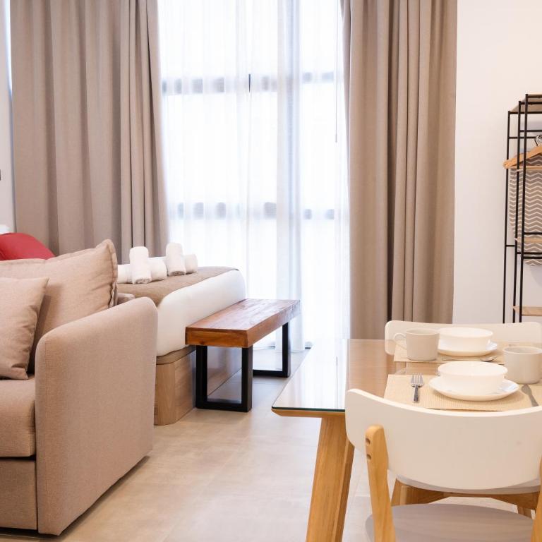 Capuchinos Suites Guest Homes Malaga - Suite Junior - 7