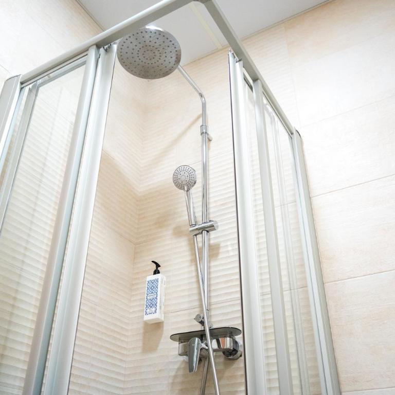 Capuchinos Suites Guest Homes Malaga - Suite Junior - 19