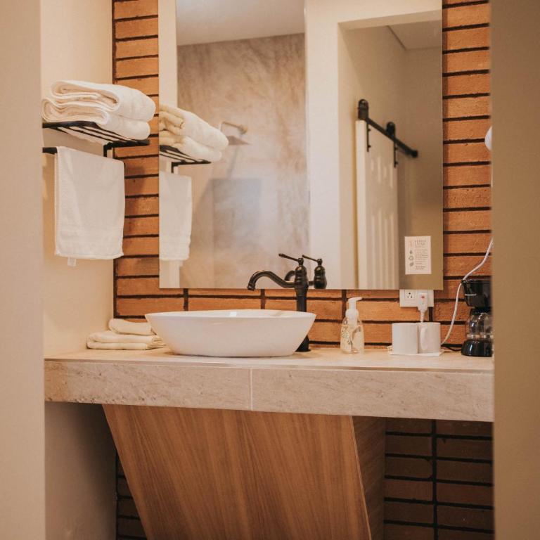 Suites Lassa - Suite Superior con cama extragrande - 1