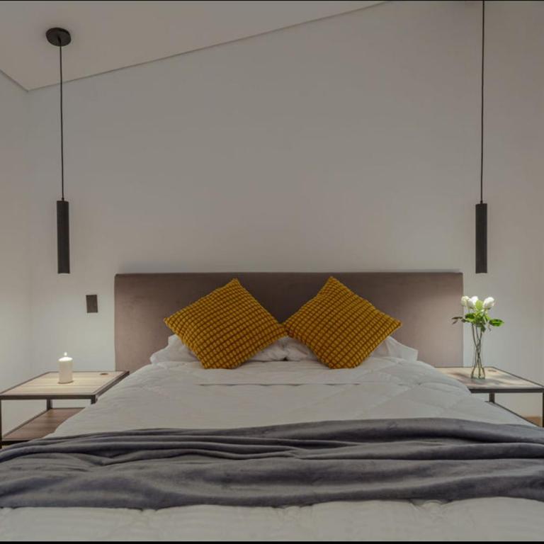 El lienzo Blanco en Medellin - Two-Bedroom Apartment with City View - 19
