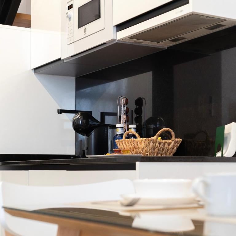 Capuchinos Suites Guest Homes Malaga - Suite Junior con terraza - 29