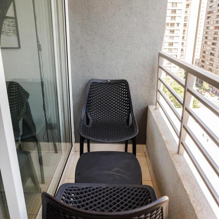 Cozy 2BR Escape for Three in Vibrant Nunoa - Apartment - 26
