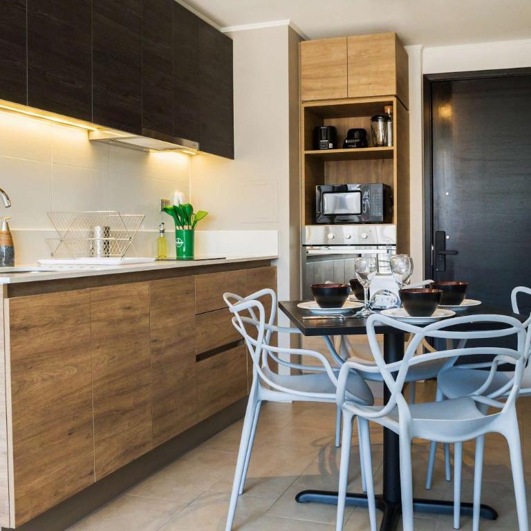 Cozy 2BR Escape for Three in Vibrant Nunoa - Apartment - 16