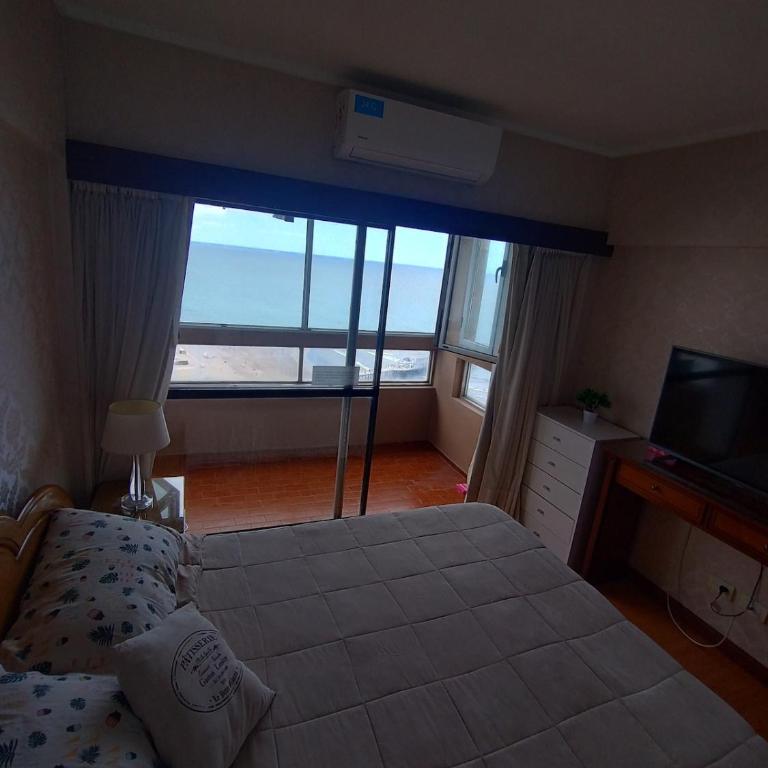 Despertá con vista al mar en el corazón de Mar del Plata - One-Bedroom Apartment - 14
