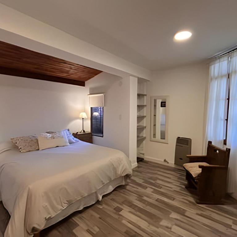 CosmoSur - Centro El Bolson - Two-Bedroom House - 2