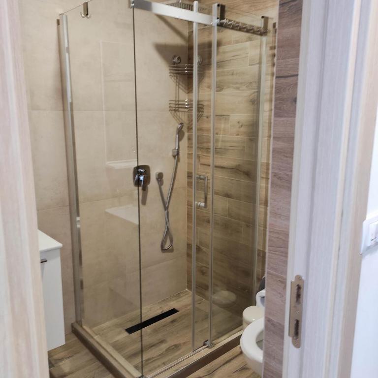 Vila Montana, Kopaonik, Apartman Ivony - Porodični Apartman s 1 Spavaćom Sobom - 2