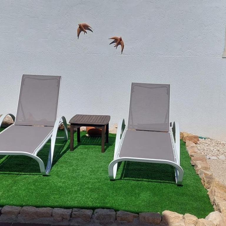Villa totalmente independiente con piscina comunitaria - Villa con vistas al jardín - 7