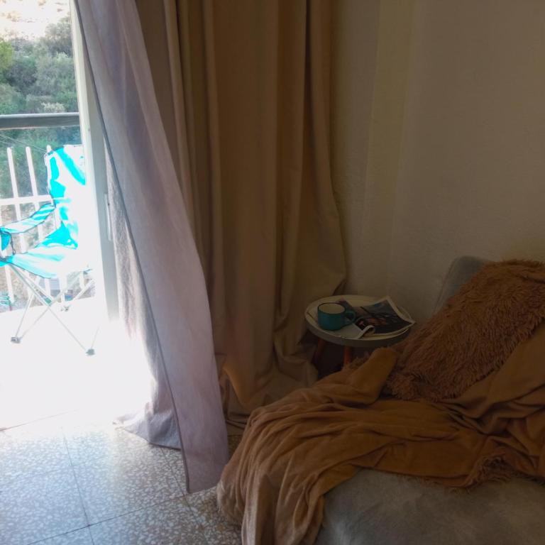 Alicante Central Apartment - Apartment with Balcony - 12