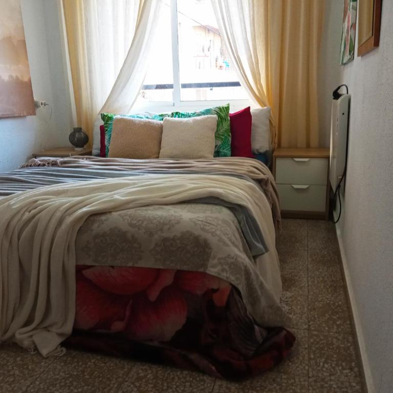 Alicante Central Apartment - Apartment with Balcony - 68