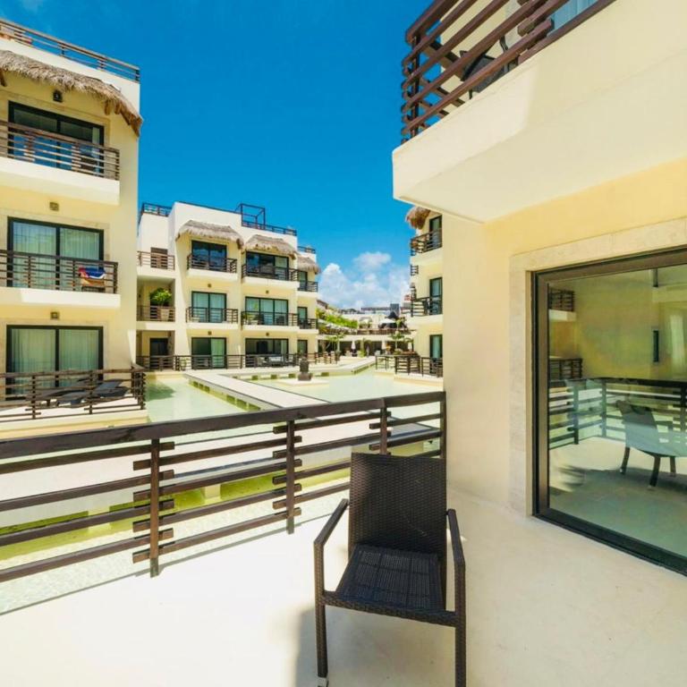 Aldea Thai Downtown Oceanview Residences - Three-Bedroom Deluxe Apartment - 3