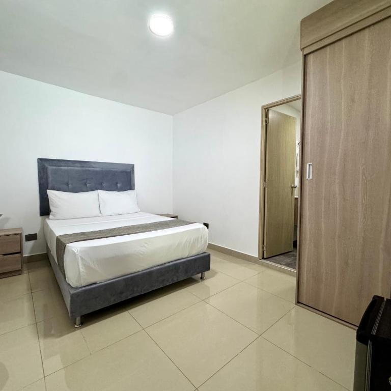 The Luxe Boutique Unicentro - Habitación Deluxe - 4