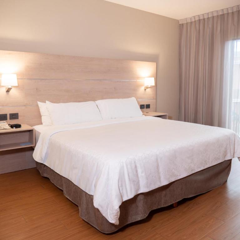Holiday Inn Express - Monterrey - Tecnologico by IHG - Habitación Doble con cama grande - Planta Baja - 3