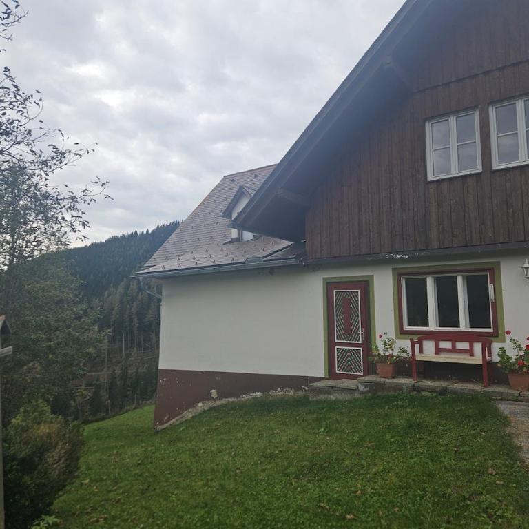 Gästehaus in ruhiger Lage zum Entspannen - Haus mit 4 Schlafzimmern - 52
