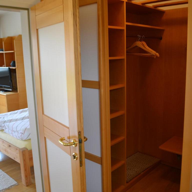 Haus Waldheim - Apartment mit 1 Schlafzimmer und Garten - 9