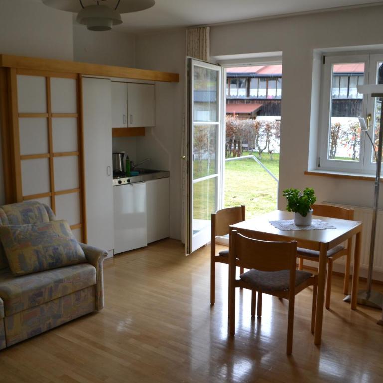 Haus Waldheim - Apartment mit 1 Schlafzimmer und Garten - 12