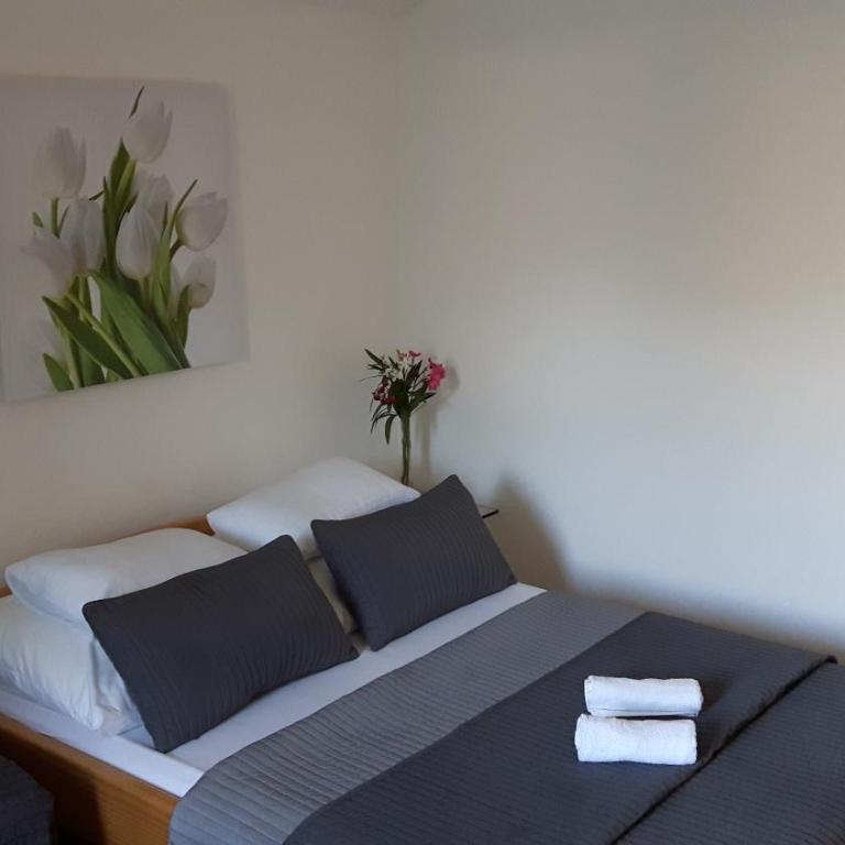 Apartments Sutorina - One-Bedroom Apartment with Balcony and Sea View - 35