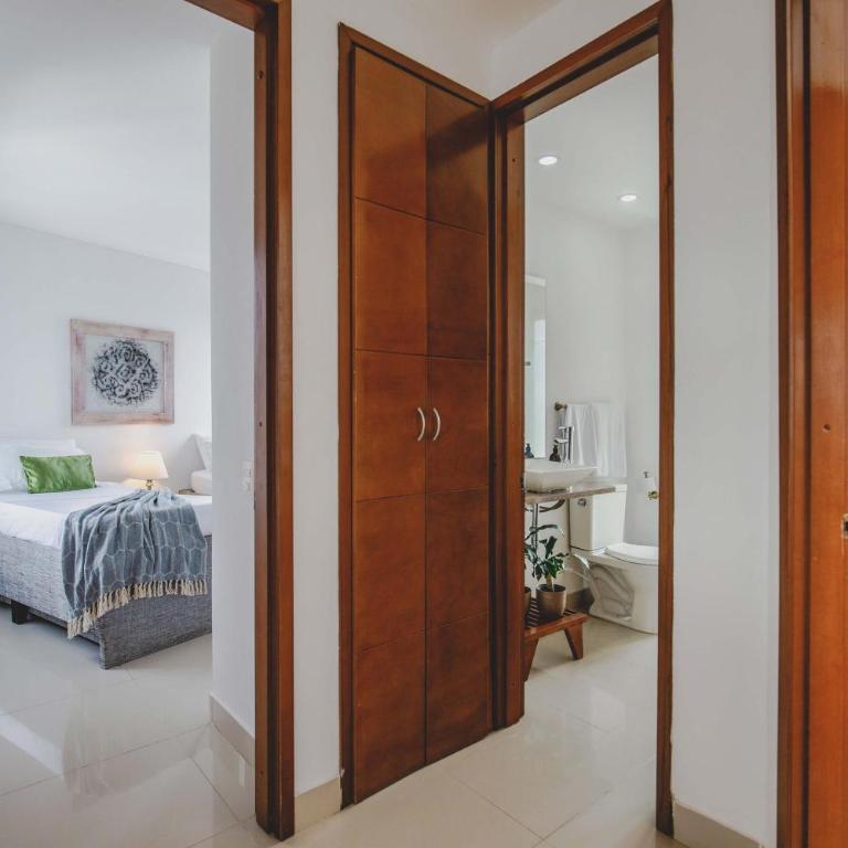 Cartagena frente a playa Ciudad Antigua 27 - Apartamento - 42