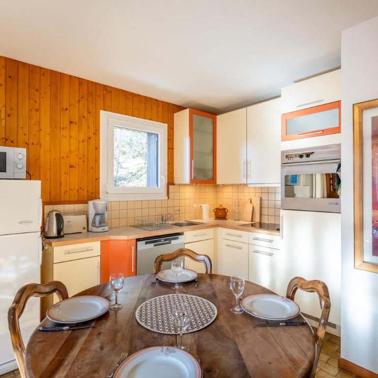 Les Chrysalis - Nature, Lac, Montagnes & Ski 10'min - Appartement 2 Chambres - 16
