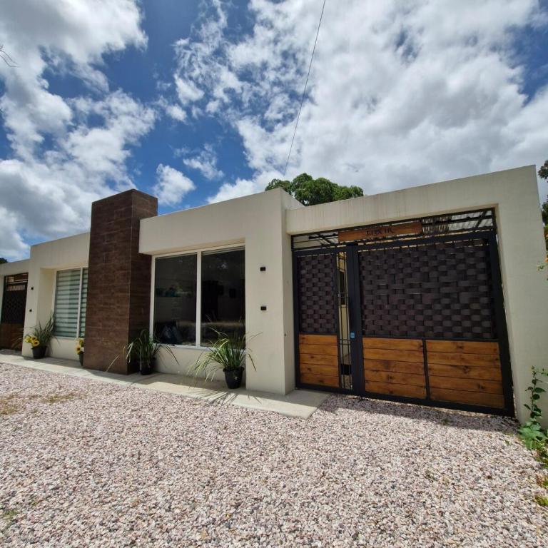 Hermosa casa a estrenar en Playa Grande ELIXIR - One-Bedroom House - 2