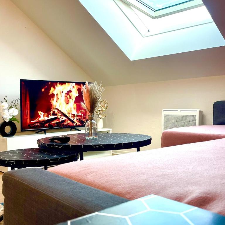 La perle des capucins - Two-Bedroom Apartment - 8