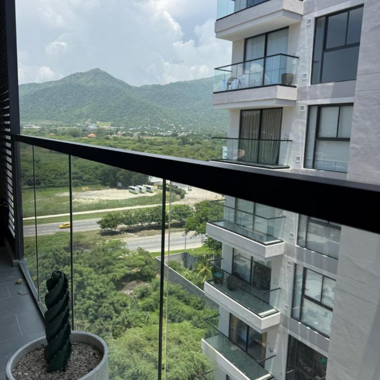 Apto Piso 11 Vista al Mar y la Sierra en la Mejor Zona de Pozos Colorados - Superior Apartment with Balcony - 23