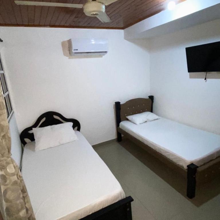 GUILLOTE Comfort Loft - Two-Bedroom Apartment - 6